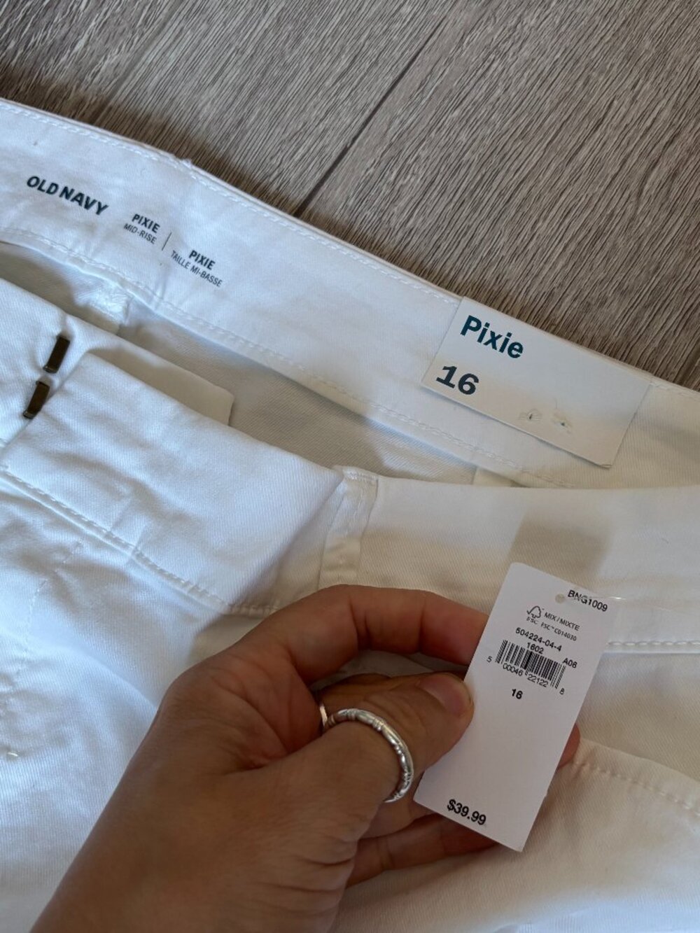 Old Navy 16 Pixie Mid Rise Pants, White - Picture 1 of 3